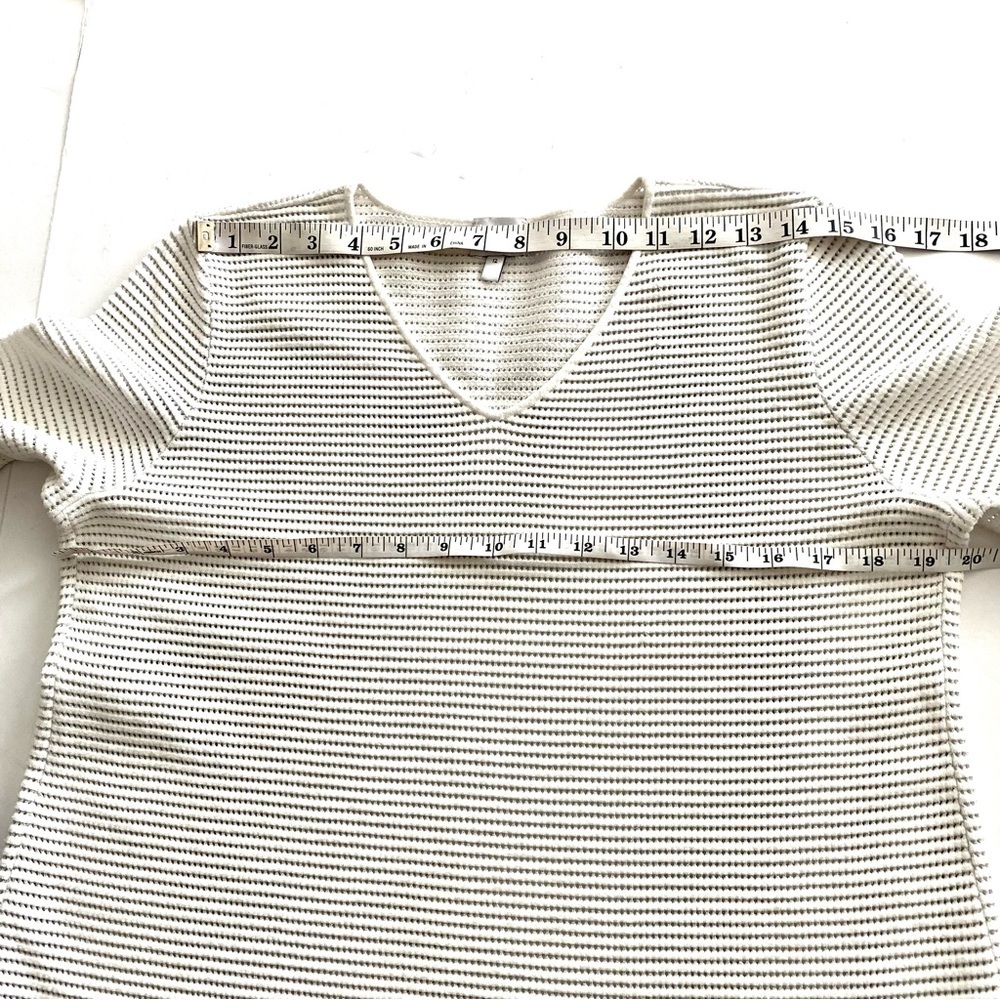 Armani Collezioni V-Neck Metallic Tunic Shirt Top Sz 12 Sweater Open Knit Summer - Picture 11 of 13